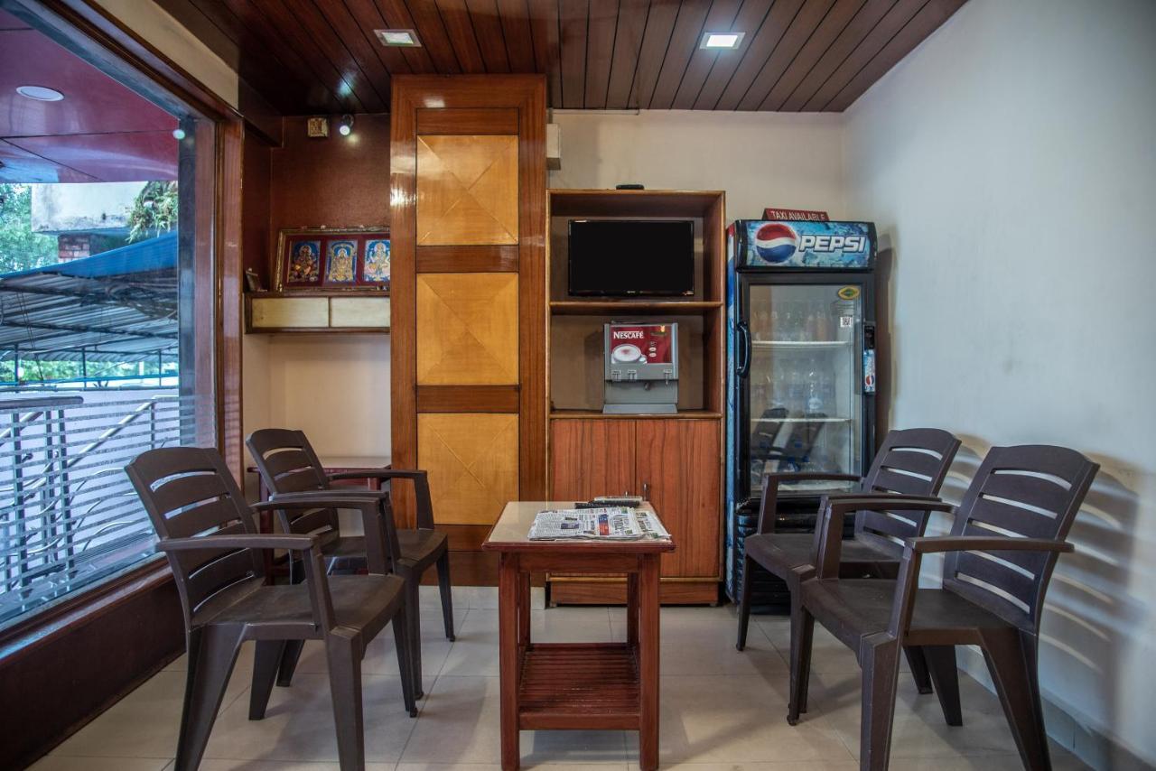 Oyo Hotel Lakshmi Paradise Višákhapatnam Exteriér fotografie