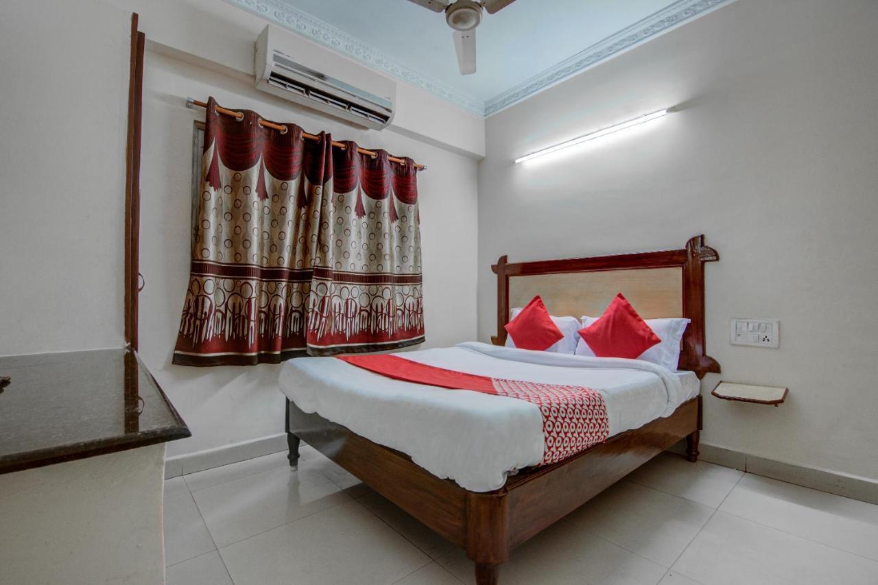 Oyo Hotel Lakshmi Paradise Višákhapatnam Exteriér fotografie